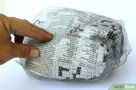 Imagem intitulada Make Fake Rocks with Concrete Step 4