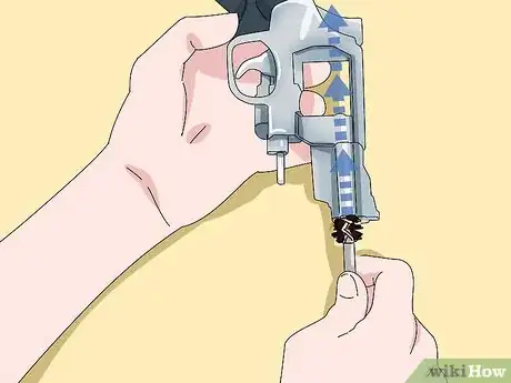 Imagem intitulada Clean a Revolver Step 5