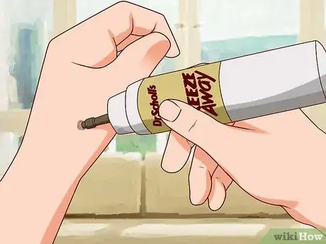 Imagem intitulada Remove Warts Naturally Using Garlic Step 14