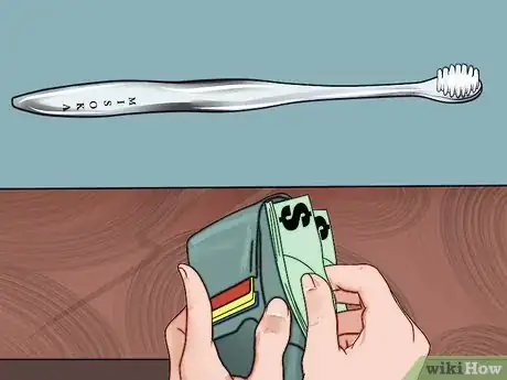 Imagem intitulada Brush Teeth Without Toothpaste Step 14