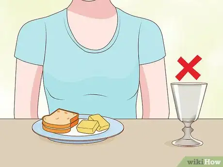 Imagem intitulada Avoid Getting Drunk Step 5