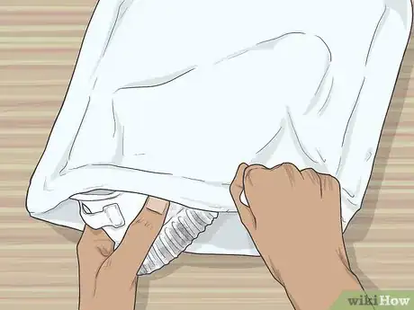 Imagem intitulada Keep Yeezys Clean Step 15