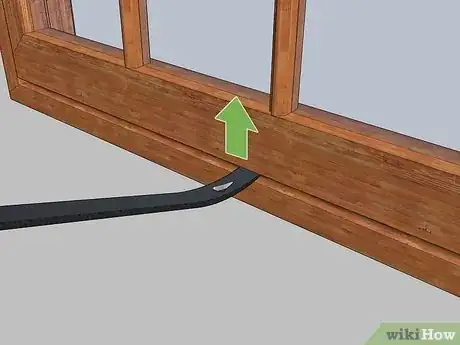 Imagem intitulada Open a Stuck Window Step 6