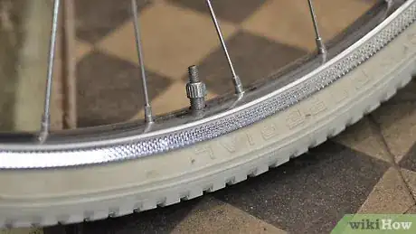 Imagem intitulada Inflate Bike Tires Step 12