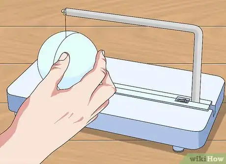 Imagem intitulada Cut Styrofoam Step 11