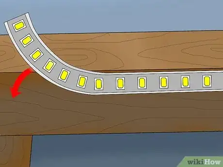 Imagem intitulada Hide LED Light Strips Step 14