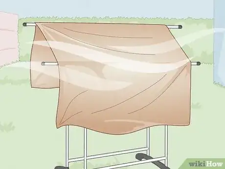 Imagem intitulada Remove Spots from Linen Step 13