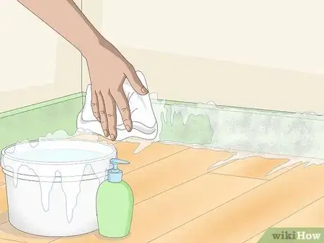 Imagem intitulada Paint Baseboards Step 4