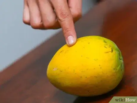 Imagem intitulada Buy a Ripe Papaya Step 2