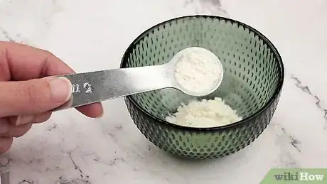 Imagem intitulada Make Homemade Foundation Step 1