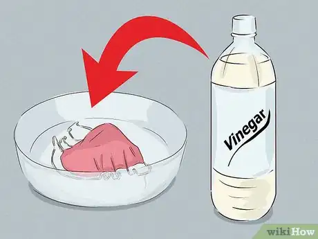 Imagem intitulada Clean Your Retainer Step 3