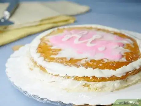 Imagem intitulada Defrost a Cake Step 9