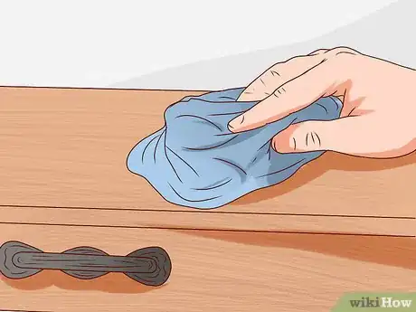 Imagem intitulada Remove Shellac Step 4