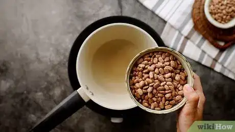 Imagem intitulada Cook Pinto Beans Quickly Step 1