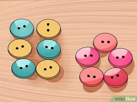 Imagem intitulada Make a Button Pin Step 18
