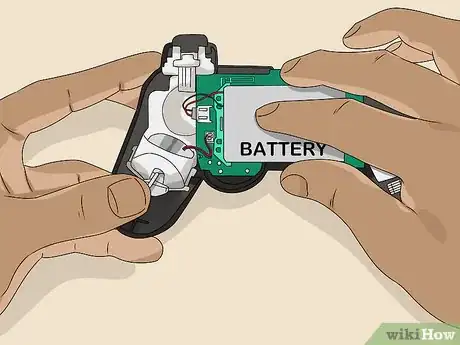 Imagem intitulada Fix a PS3 Controller Step 26