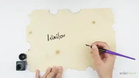 Imagem intitulada Make a Paper Scroll Step 3.png