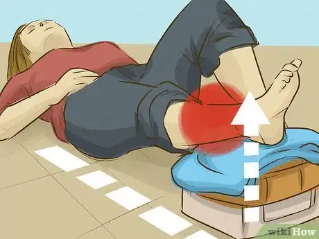 Imagem intitulada Stop Bleeding Step 16