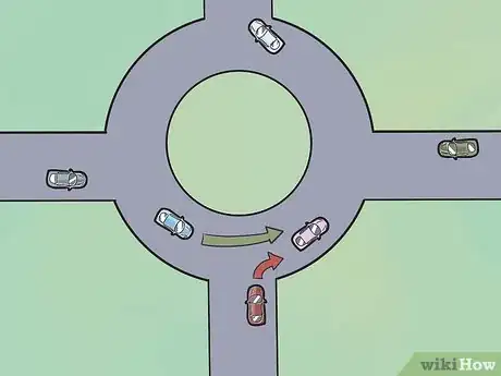 Imagem intitulada Navigate a Roundabout Step 6