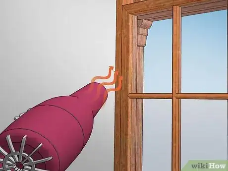 Imagem intitulada Open a Stuck Window Step 8