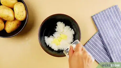 Imagem intitulada Make Instant Mashed Potatoes Step 12