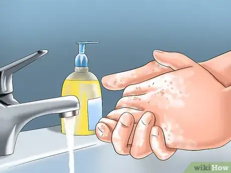 Imagem intitulada Avoid Germs Step 7