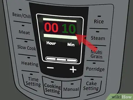 Imagem intitulada Make a Cake Using a Pressure Cooker Step 20