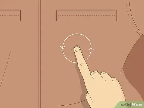 Imagem intitulada Restore a Leather Jacket Step 8