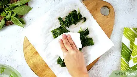 Imagem intitulada Store Fresh Basil Step 14