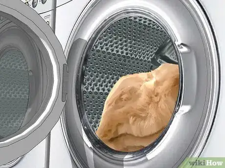 Imagem intitulada Clean Faux Fur Step 2