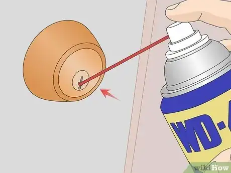Imagem intitulada Fix a Sticky Lock Step 3