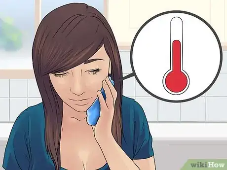 Imagem intitulada Remove a Sebaceous Cyst Step 12