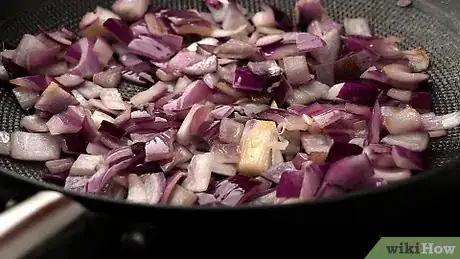Imagem intitulada Store a Cut Onion Step 6