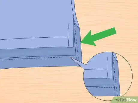 Imagem intitulada Recognize a Fake Ralph Lauren Step 2