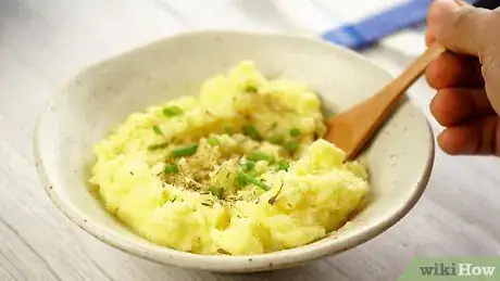 Imagem intitulada Cook Potatoes Step 14
