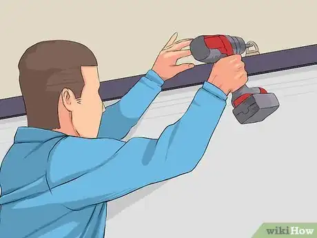 Imagem intitulada Make a Projector Screen Step 13