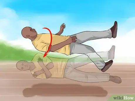 Imagem intitulada Fall Safely Step 2