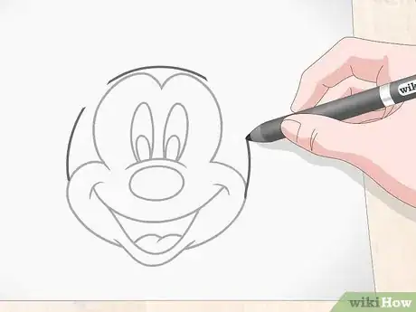 Imagem intitulada Draw Mickey Mouse Step 8