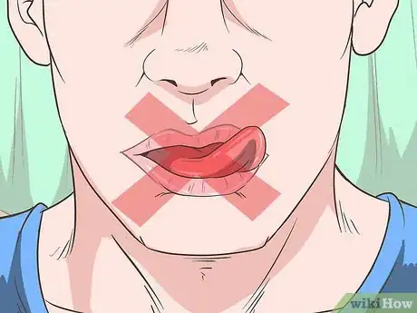 Imagem intitulada Help Chapped Lips Step 5