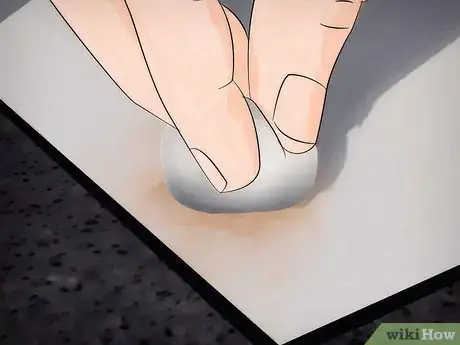 Imagem intitulada Remove Stains from Paper Step 9