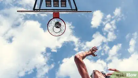 Imagem intitulada Inflate a Basketball Step 4