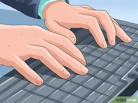 Imagem intitulada Not Be Weird at Work Step 7