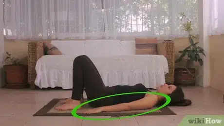 Imagem intitulada Perform the Bridge Exercise Step 2
