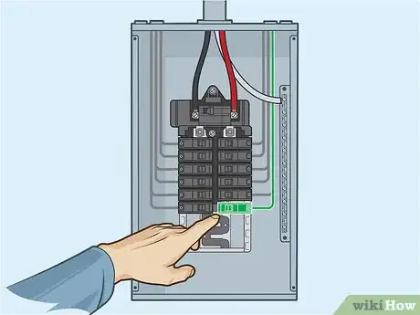 Imagem intitulada Install a Circuit Breaker Step 5