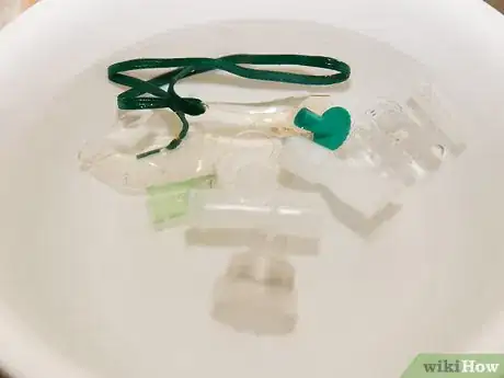Imagem intitulada Use a Nebulizer Step 8