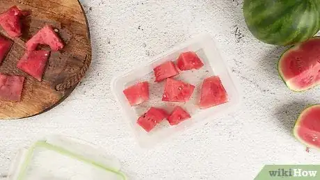 Imagem intitulada Store Watermelon Step 11