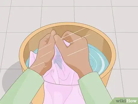 Imagem intitulada Remove Ink Stains from Fabric Step 9