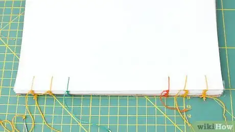 Imagem intitulada Bind a Book Step 37