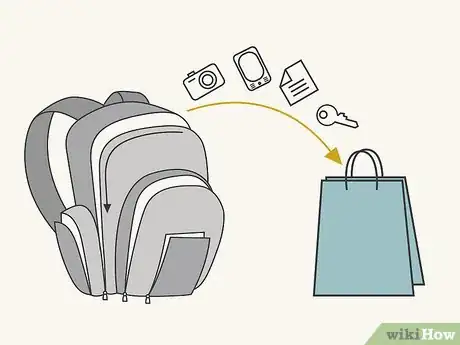 Imagem intitulada Wash a Backpack Step 1