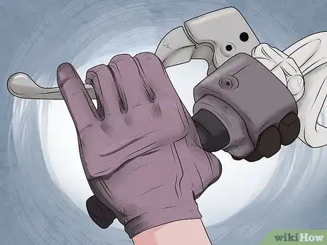 Imagem intitulada Ride a Motorcycle (Beginners) Step 7